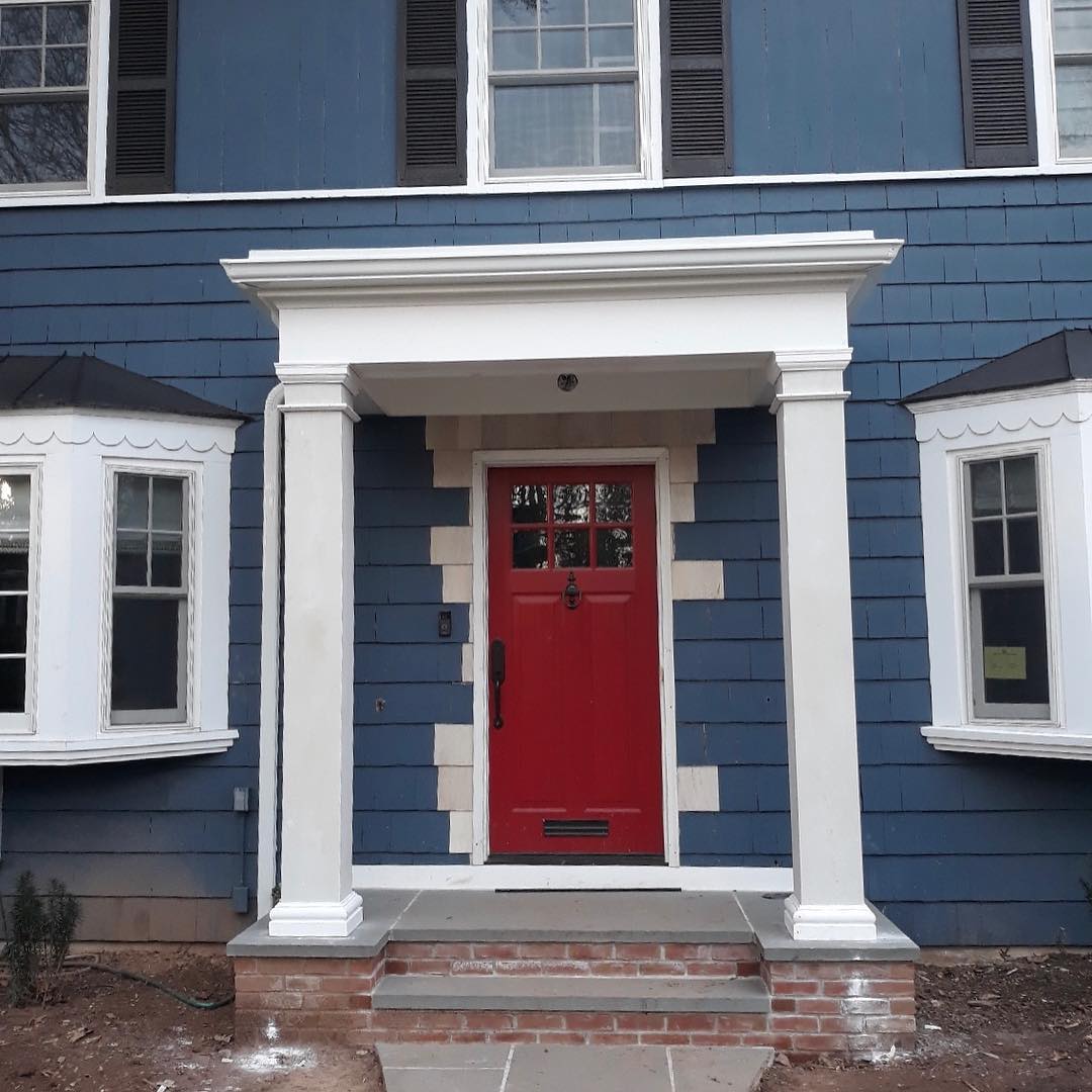 Custom entry with portico