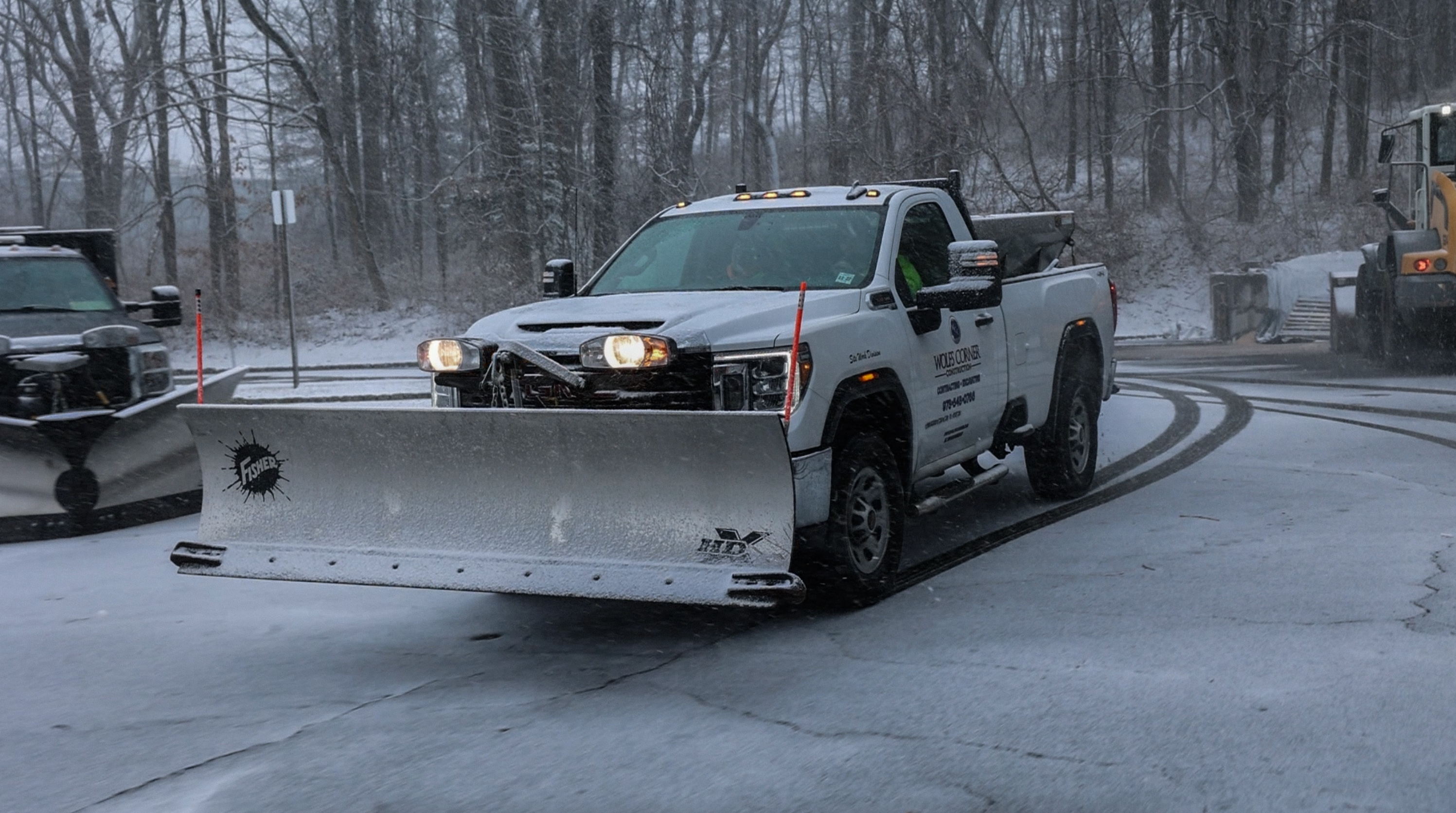 Snow plow truck